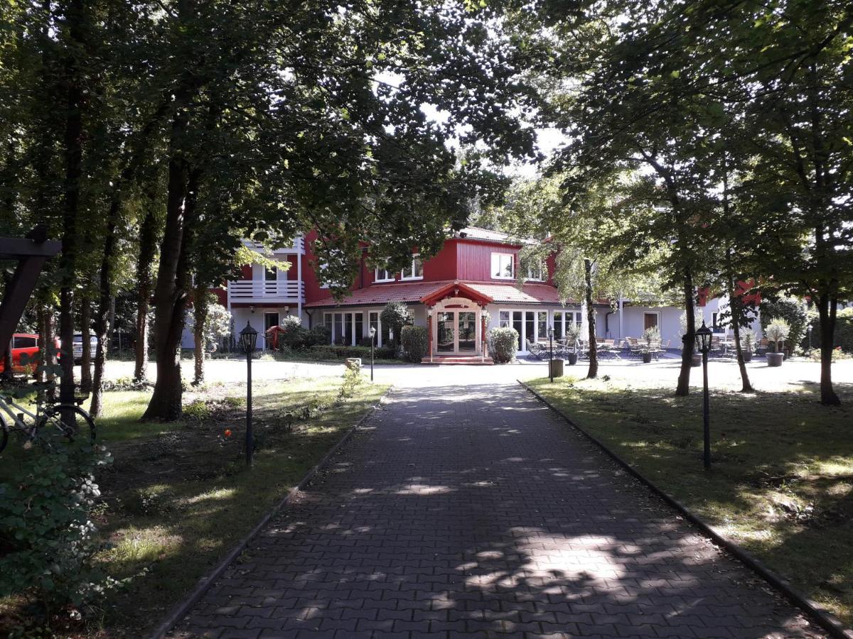 Hotel Rosengarten Leipzig-Naunhof Exterior foto
